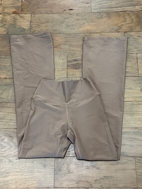 Abercrombie & Fitch YPB sculptLUX Flare Legging size Small